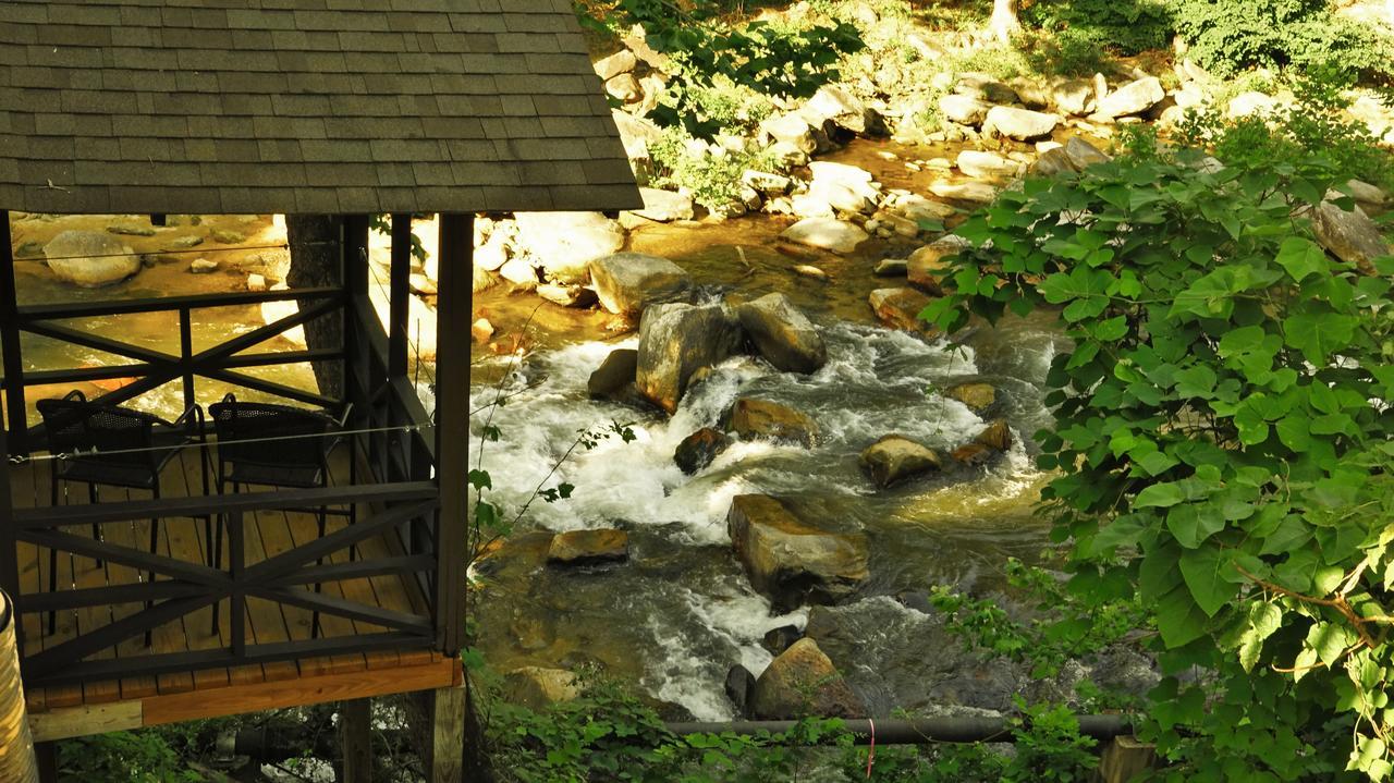 Riverside Lodge At צ'ימני רוק מראה חיצוני תמונה