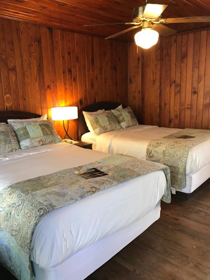 Riverside Lodge At צ'ימני רוק מראה חיצוני תמונה